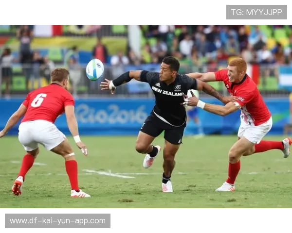 加拿大七人制橄榄球赛场速度与技巧并重，七人制橄榄球队