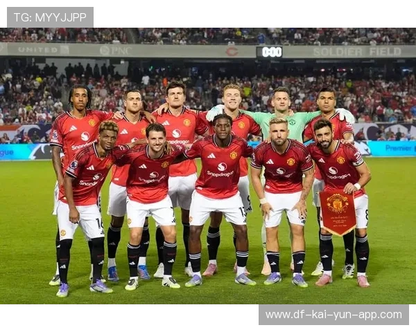 欧洲豪门官宣主帅下课，曼联两名冠军主帅或欧冠碰面，欧冠曼联名单