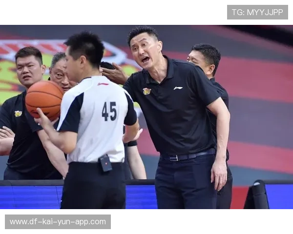 裁判与教练联席会议促进规则理解与执行一致性,裁判和教练哪个厉害 裁判与教练联席会议促进规则理解与执行一致性,裁判和教练哪个厉害